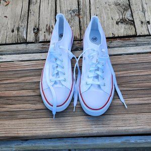 LUMUBBY Canvas Shoes White, Size 11 Men / 12.5 Women